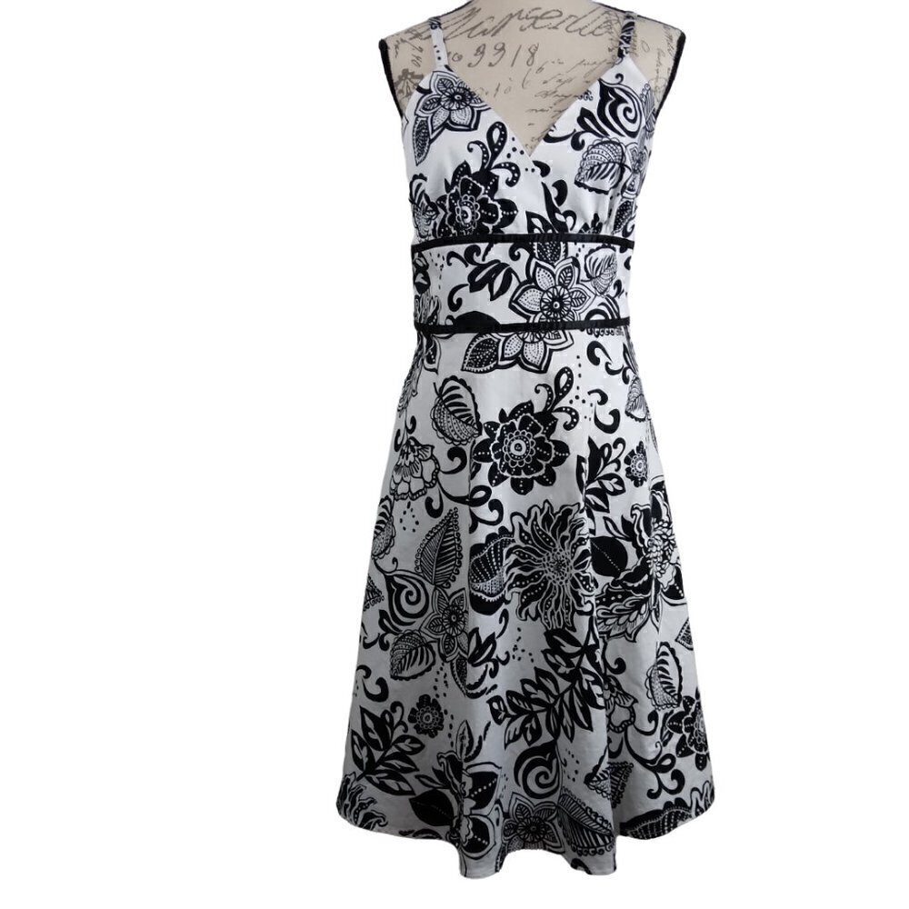 Breakin Loose | Black & White Print Sleeveless Dress | Size 10